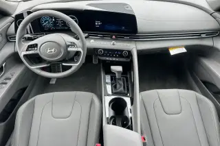 Hyundai ELANTRA Hybrid 2025 SEL Sport 4dr Sedan