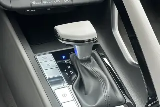 Hyundai ELANTRA Hybrid 2025 SEL Sport 4dr Sedan