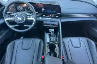Hyundai ELANTRA Hybrid 2025 Limited 4dr Sedan