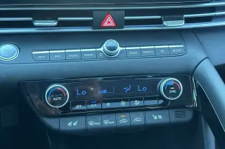 Hyundai ELANTRA Hybrid 2025 Limited 4dr Sedan