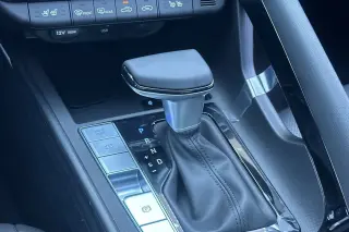 Hyundai ELANTRA Hybrid 2025 Limited 4dr Sedan