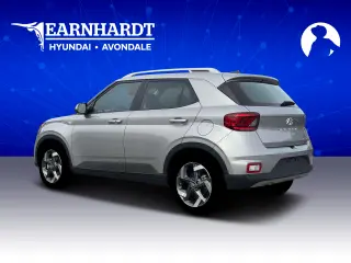 Hyundai VENUE 2026 SEL 4dr Crossover w/Two-Tone Roof
