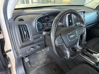 GMC Canyon 2021 4x4 AT4 4dr Crew Cab 5 ft. SB (Cloth)