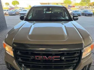 GMC Canyon 2021 4x4 AT4 4dr Crew Cab 5 ft. SB (Cloth)