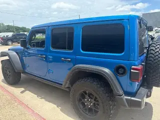 Jeep Wrangler 2024 4x4 Sport 4dr SUV