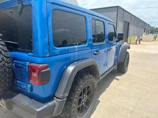 Jeep Wrangler 2024 4x4 Sport 4dr SUV
