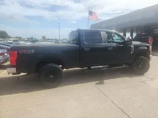 Ford F-250 Super Duty 2021 4x4 King Ranch 4dr Crew Cab 6.8 ft. SB Pickup