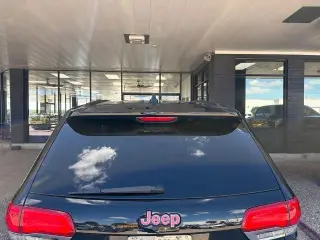 Jeep Grand Cherokee 2017 4x2 Laredo E 4dr SUV