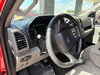 Ford F-150 2018 4x4 Limited 4dr SuperCrew 5.5 ft. SB