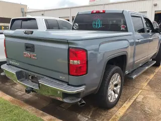 GMC Sierra 1500 2015 4x4 SLT 4dr Crew Cab 5.8 ft. SB