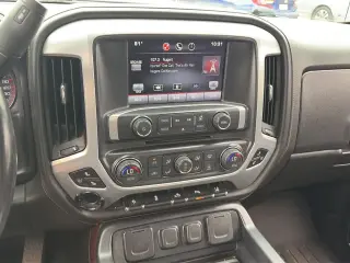 GMC Sierra 1500 2015 4x4 SLT 4dr Crew Cab 5.8 ft. SB
