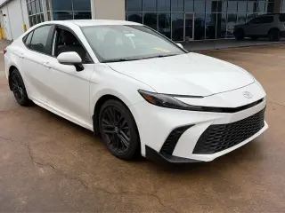 Toyota Camry 2026 SE 4dr Sedan