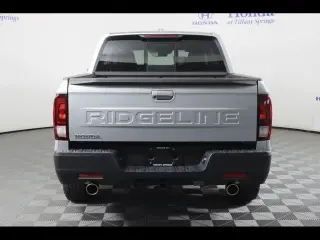 Honda Ridgeline 2025 AWD RTL 4dr Crew Cab 5.3 ft. SB