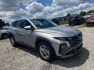 Hyundai TUCSON 2025 SE 4dr SUV