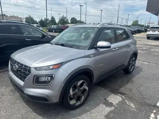 Hyundai VENUE 2024 SEL 4dr Crossover