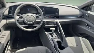 Hyundai ELANTRA 2026 SEL Sport 4dr Sedan