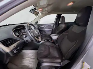 Jeep Cherokee 2016 4x4 Latitude 4dr SUV