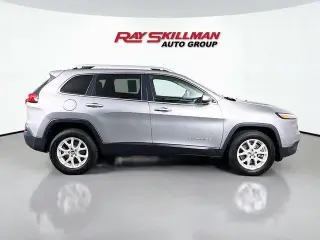 Jeep Cherokee 2016 4x4 Latitude 4dr SUV