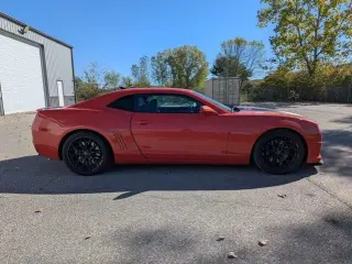 Chevrolet Camaro 2010 SS 2dr Coupe w/2SS