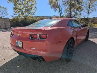 Chevrolet Camaro 2010 SS 2dr Coupe w/2SS