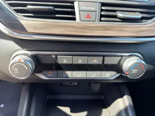 Nissan Altima 2025 2.5 SV 4dr Sedan