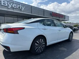 Nissan Altima 2025 2.5 SV 4dr Sedan