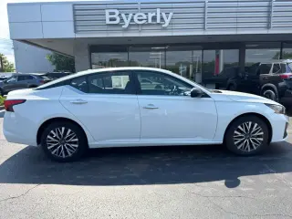 Nissan Altima 2025 2.5 SV 4dr Sedan