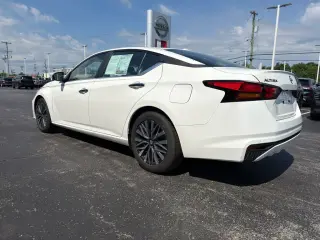 Nissan Altima 2025 2.5 SV 4dr Sedan