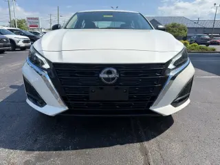 Nissan Altima 2025 2.5 SV 4dr Sedan