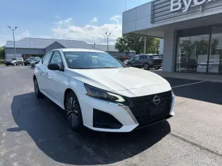 Nissan Altima 2025 2.5 SV 4dr Sedan