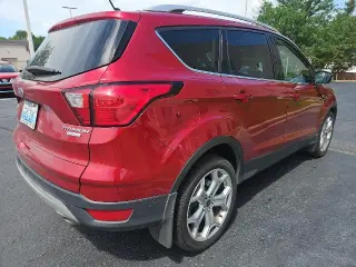 Ford Escape 2019 Titanium 4dr SUV
