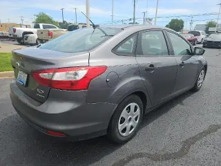 Ford Focus 2013 S 4dr Sedan