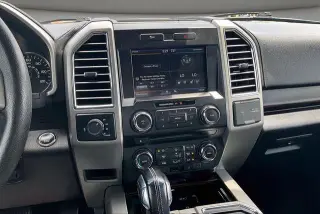 Ford F-150 2015 4x4 Lariat 4dr SuperCrew 5.5 ft. SB