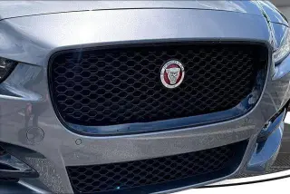 Jaguar XE 2017 AWD 35t R-Sport 4dr Sedan