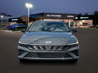 Hyundai ELANTRA 2026 SEL Sport 4dr Sedan