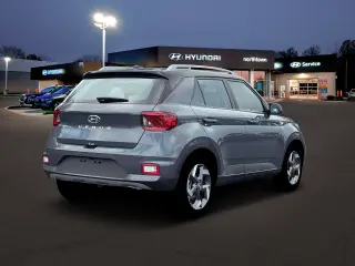 Hyundai VENUE 2026 SEL 4dr Crossover w/Two-Tone Roof
