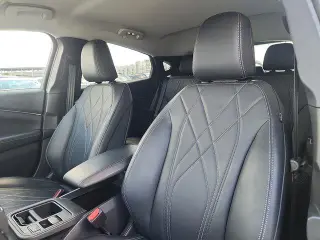 Ford Mustang Mach-E 2025 AWD Select 4dr SUV