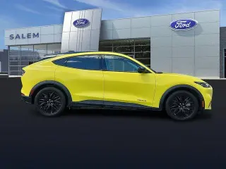 Ford Mustang Mach-E 2025 AWD Select 4dr SUV