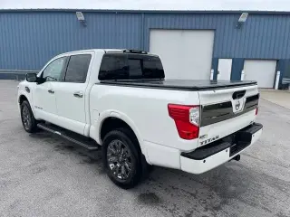 Nissan Titan 2017 4x4 S 4dr Crew Cab