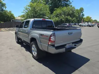 Toyota Tacoma 2015 4x2 PreRunner V6 4dr Double Cab 5.0 ft SB 5A