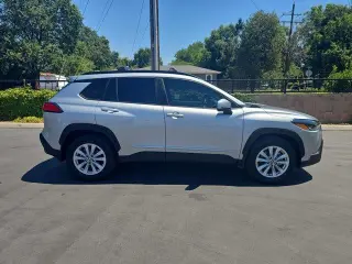 Toyota Corolla Cross 2022 AWD LE 4dr Crossover