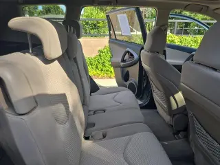Toyota RAV4 2006 Limited 4dr SUV 4WD
