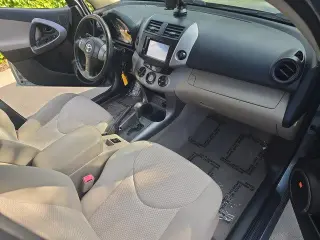 Toyota RAV4 2006 Limited 4dr SUV 4WD