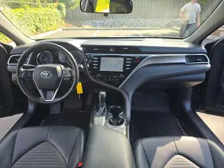 Toyota Camry 2018 SE 4dr Sedan