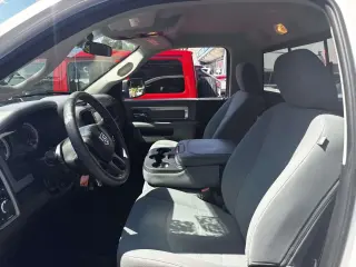 Ram 1500 Classic 2019 4x2 Tradesman 2dr Regular Cab 8 ft. LB Pickup