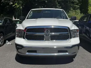 Ram 1500 Classic 2019 4x2 Tradesman 2dr Regular Cab 8 ft. LB Pickup