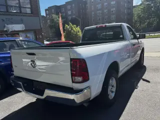 Ram 1500 Classic 2019 4x2 Tradesman 2dr Regular Cab 8 ft. LB Pickup