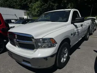 Ram 1500 Classic 2019 4x2 Tradesman 2dr Regular Cab 8 ft. LB Pickup