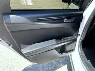 Ford Fusion 2018 SE 4dr Sedan