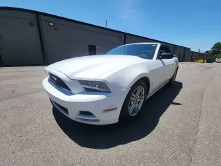 Ford Mustang 2014 V6 2dr Convertible
